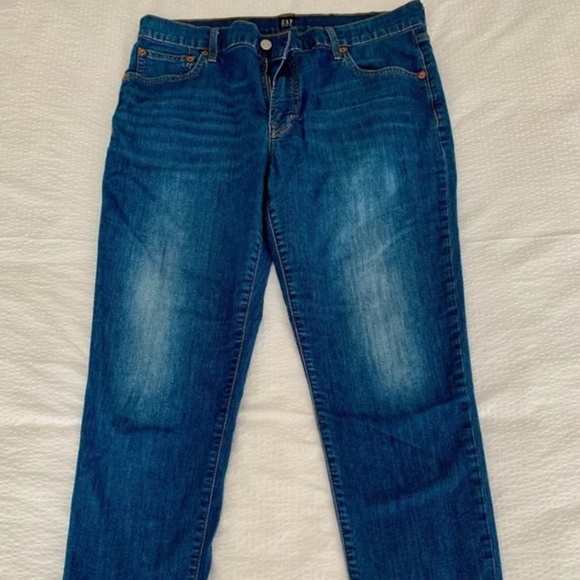 Gap 1969 Best Girlfriend Jeans. Size 31 - Picture 2 of 5